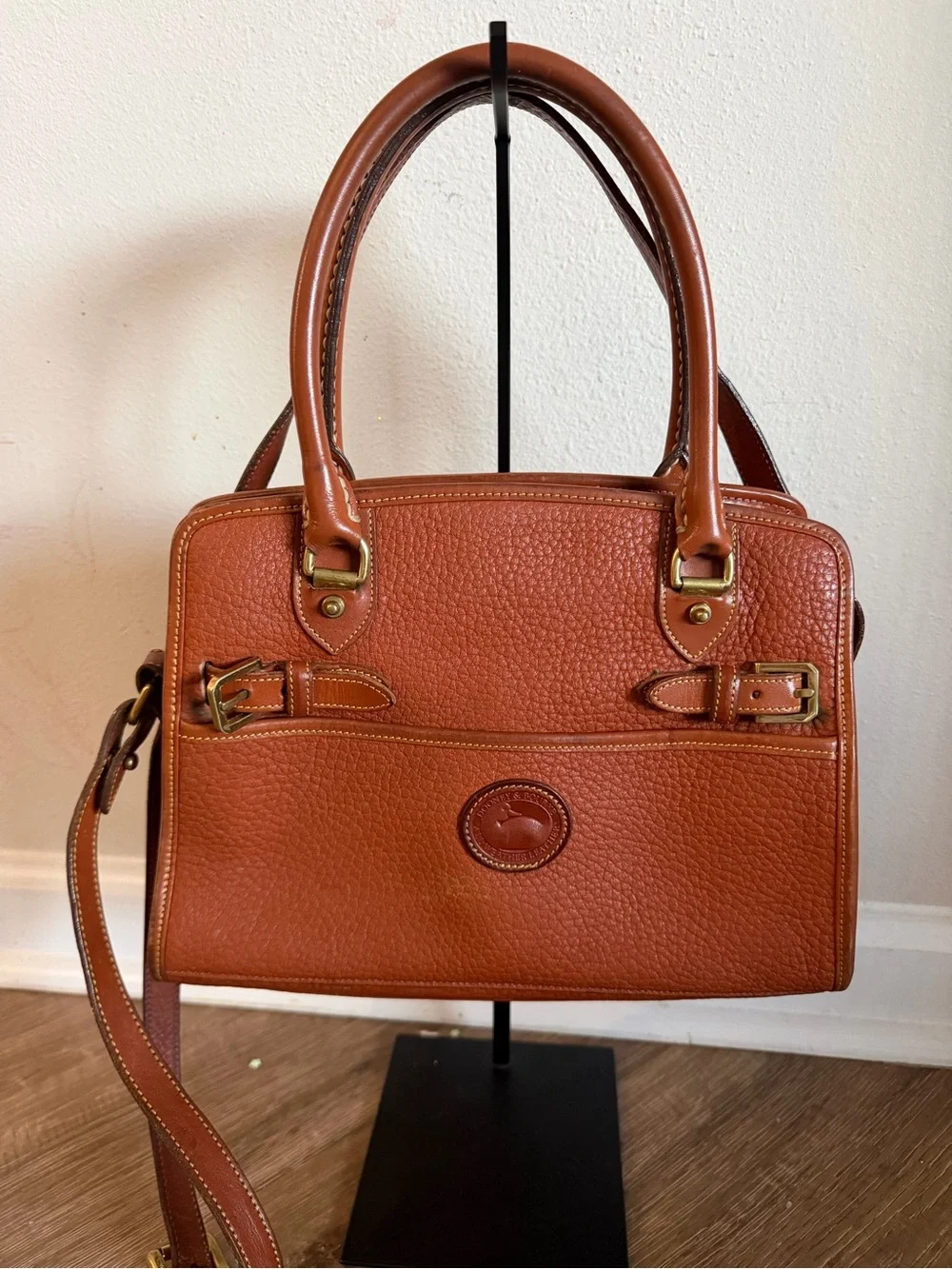 Dooney & Bourke vintage crossbody leather satchel 2Way